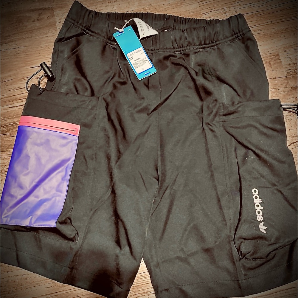 Adidas Originals GOutdoors Sports Shorts

NWT #HA4740 2